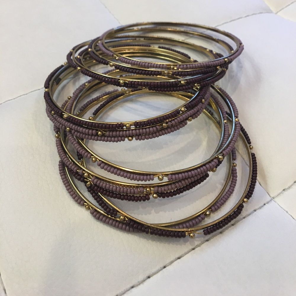 Set of 12 Amethyst bracelets!